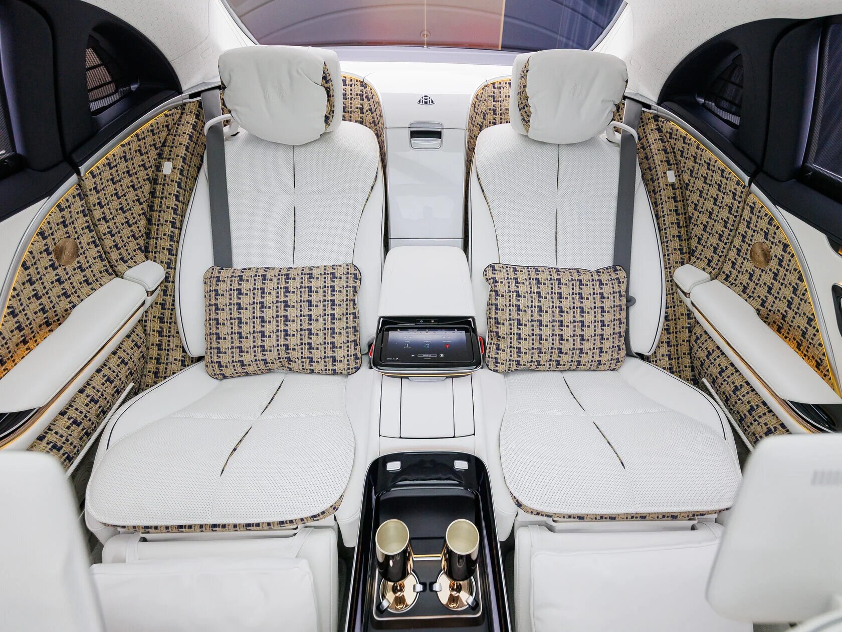 Mercedes-Benz S 680 Maybach Haute Voiture: новое имя в мире эксклюзива.