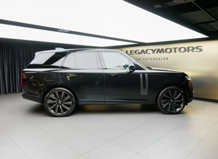 Range Rover SV: искусство, рожденное уникальным подходом