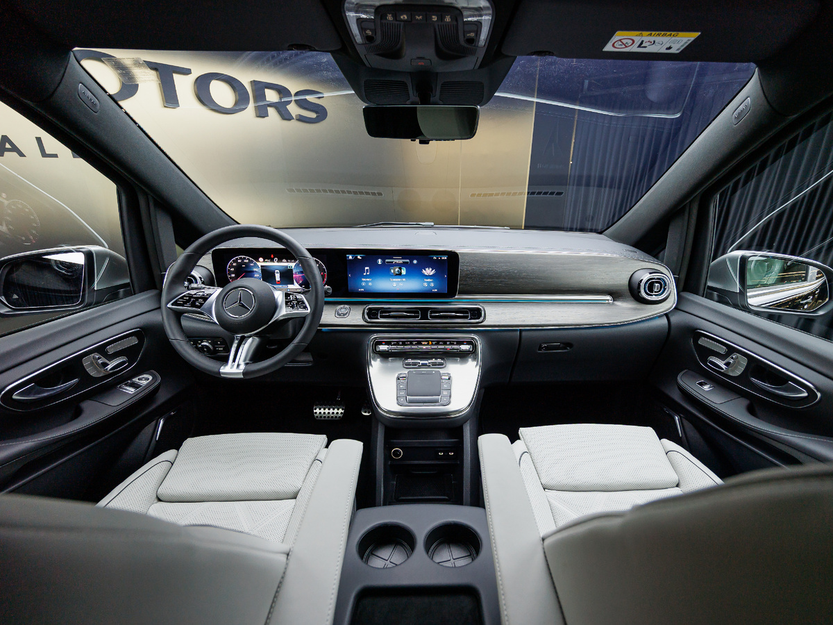 Новинка — Mercedes-Benz V300d Extra Long