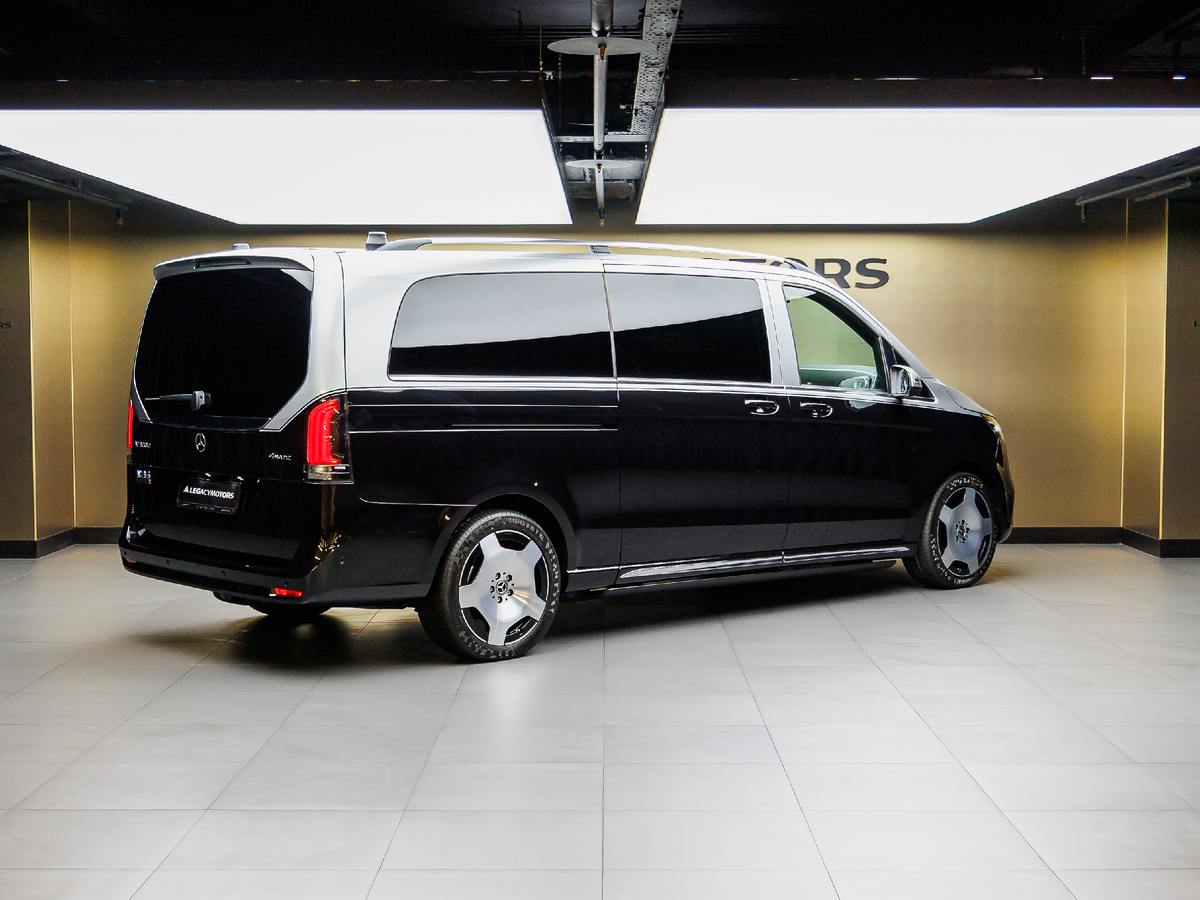 Новинка — Mercedes-Benz V300d Extra Long