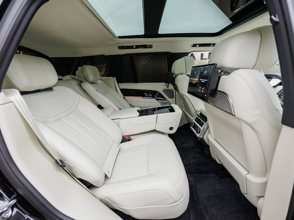 Новое поступление на склад — Range Rover Autobiography