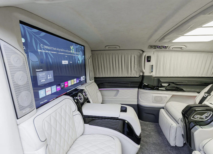 Новое поступление на склад —Mercedes-Benz V300d Extra Long 4MATIC VIP