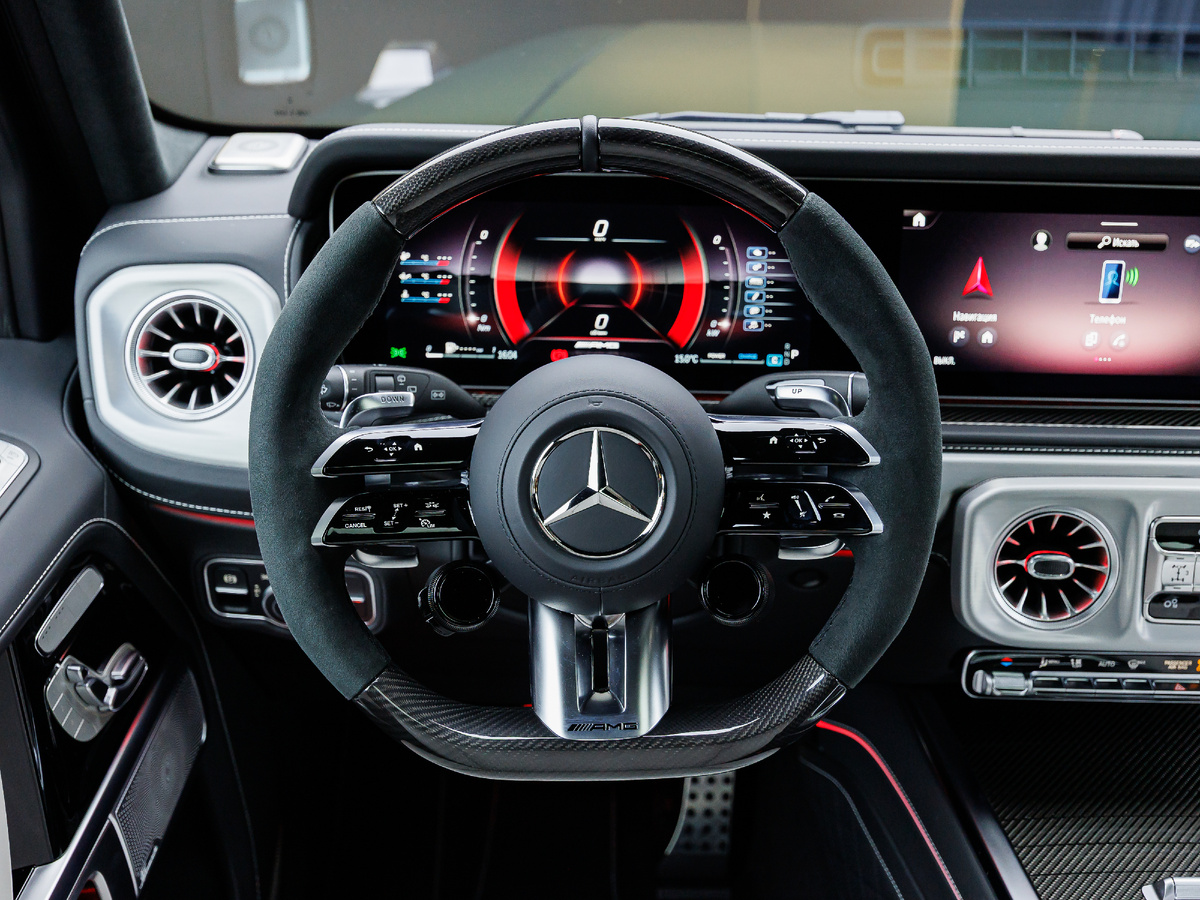 Новое поступление на склад — редкий Mercedes-AMG G 63