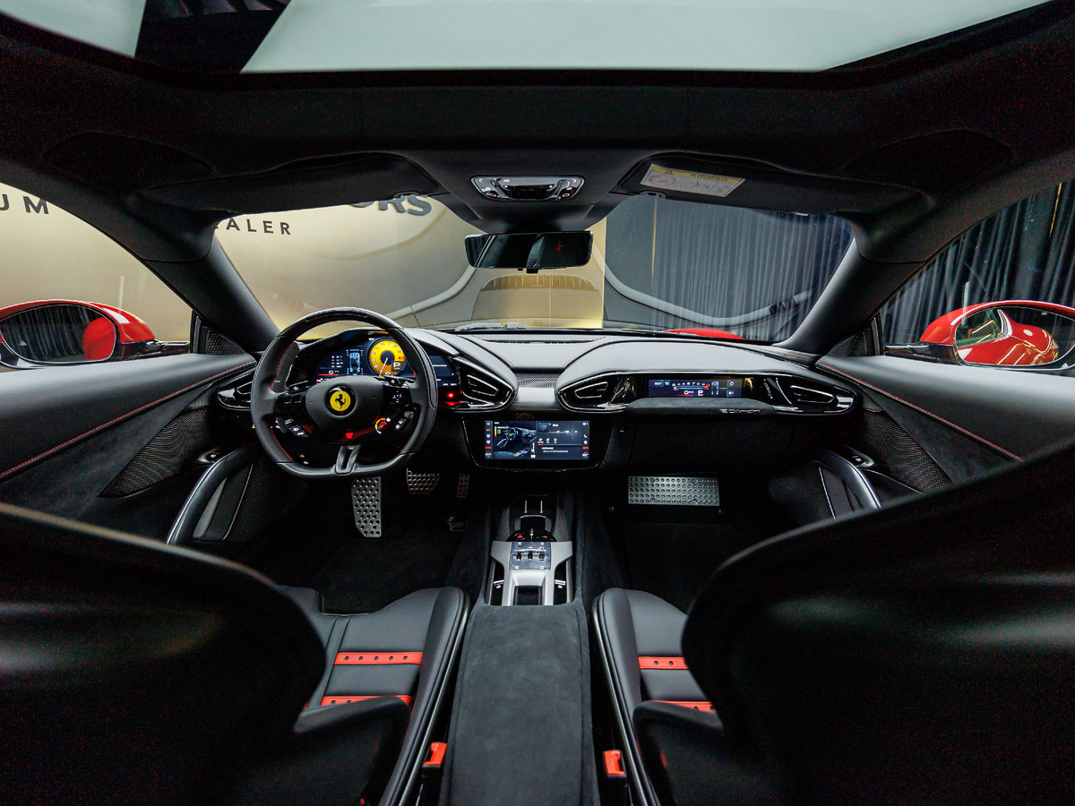 Новое поступление на склад — Ferrari 12Cilindri