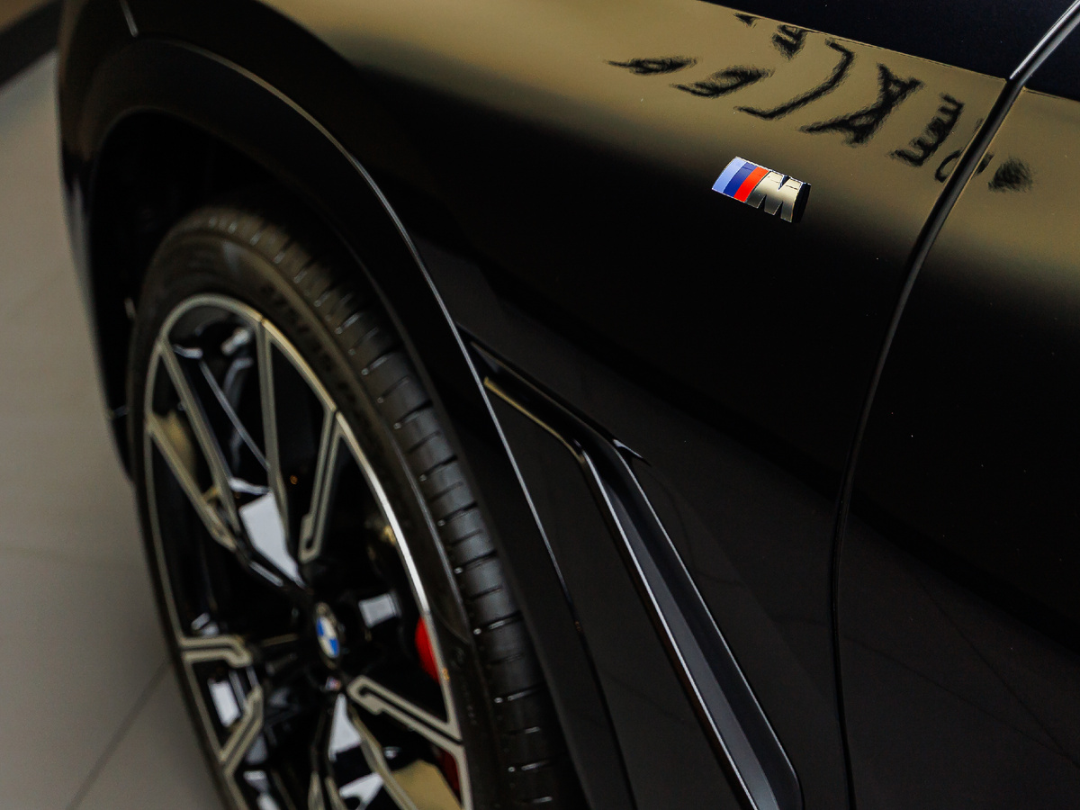 Новое поступление на склад – BMW X6.