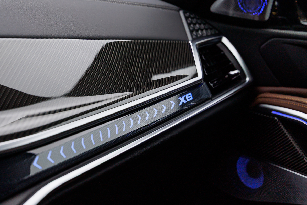 Новое поступление на склад – BMW X6.