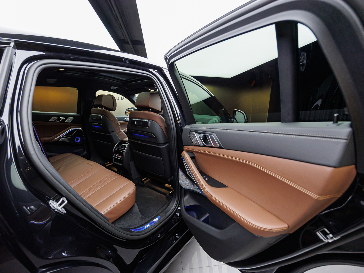 Новое поступление на склад – BMW X6.