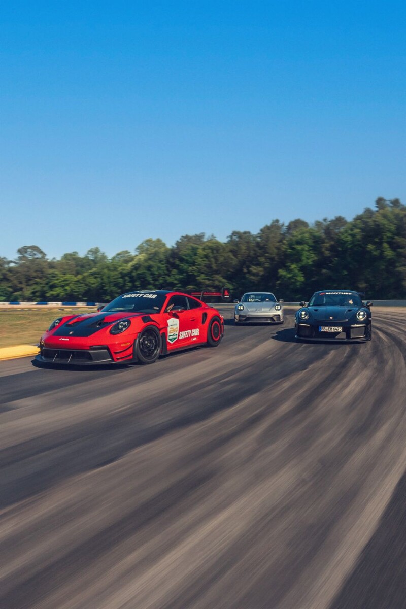 Porsche 911 с пакетом Manthey установили новые рекорды на Road Atlanta