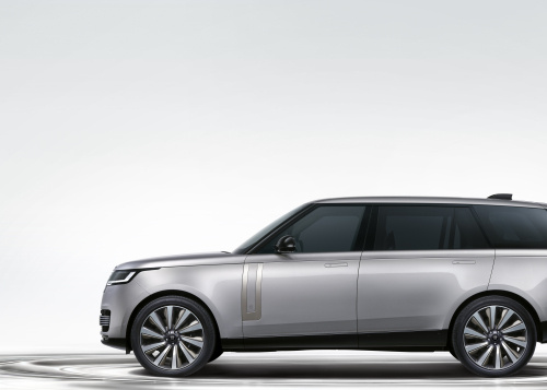 Range Rover SV Ultra: как выглядит новый флагман марки.