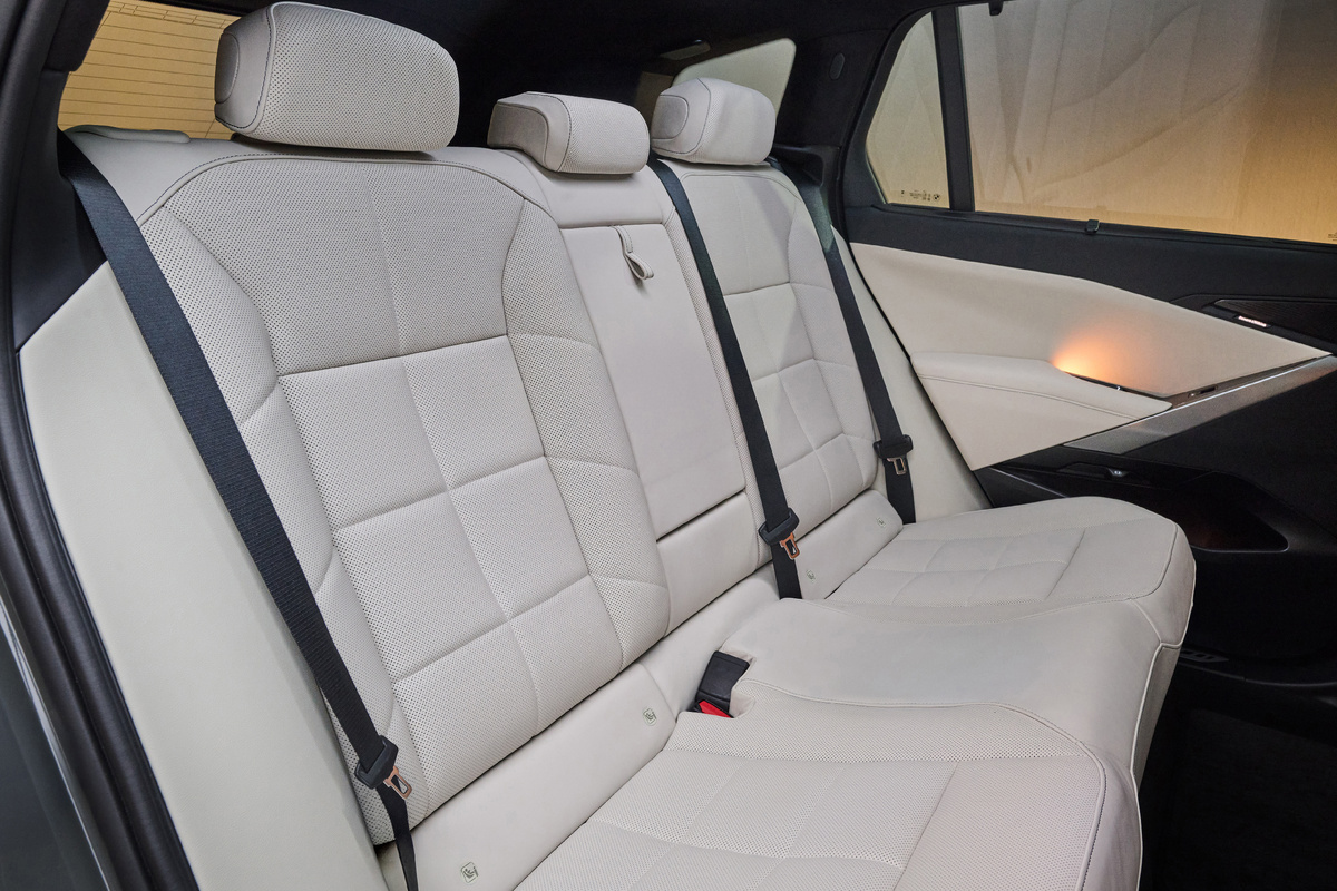 Новый BMW X5: автомобиль, который определит будущее премиальных кроссоверов BMW