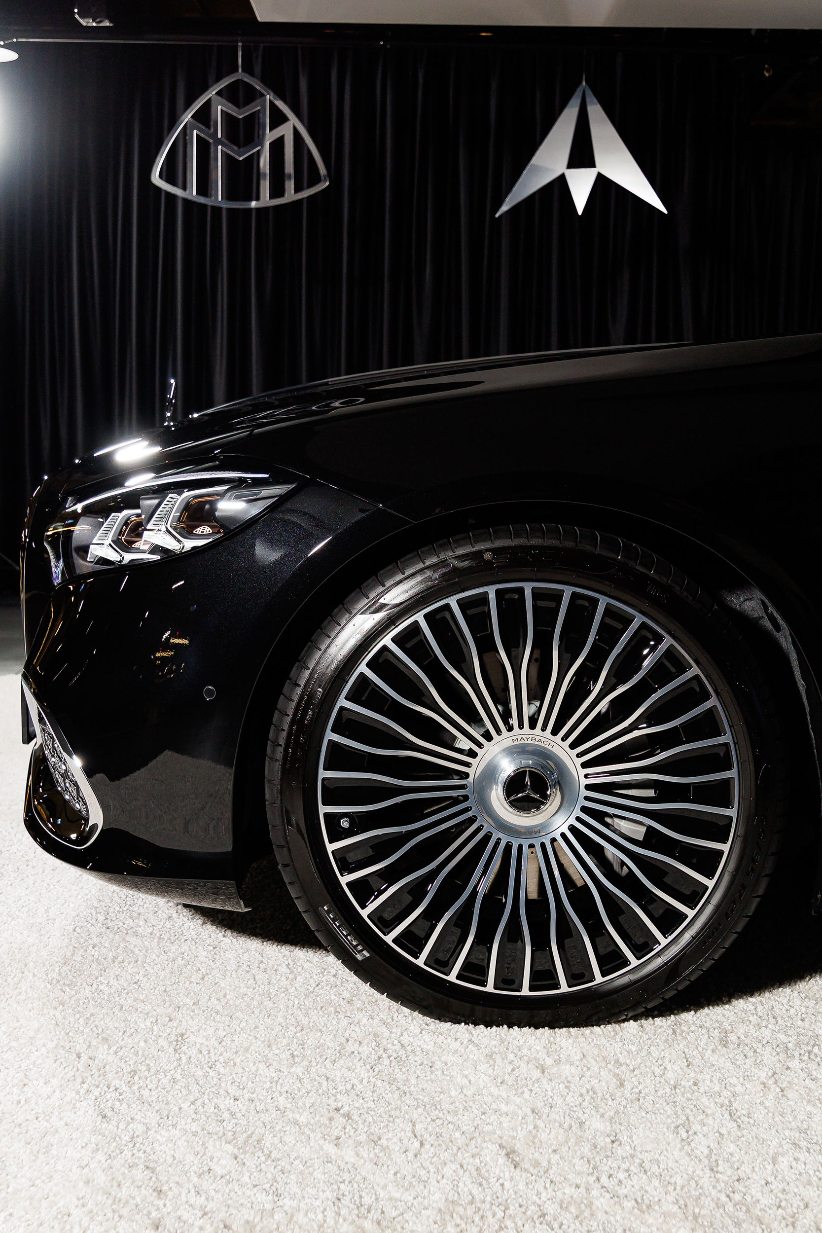 Компания Legacy Motors первой в России представила рестайлинговый Mercedes-Maybach S-Class