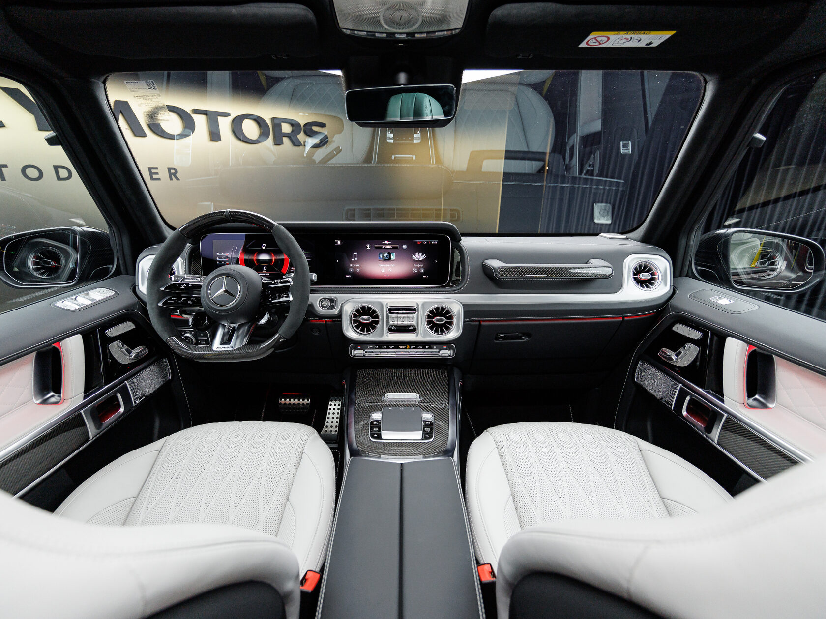 Новое поступление на склад — Mercedes G 63 в редком цвете