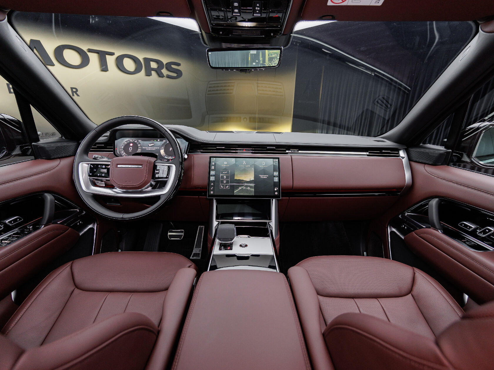 Новое поступление на склад — Range Rover Autobiography LWB