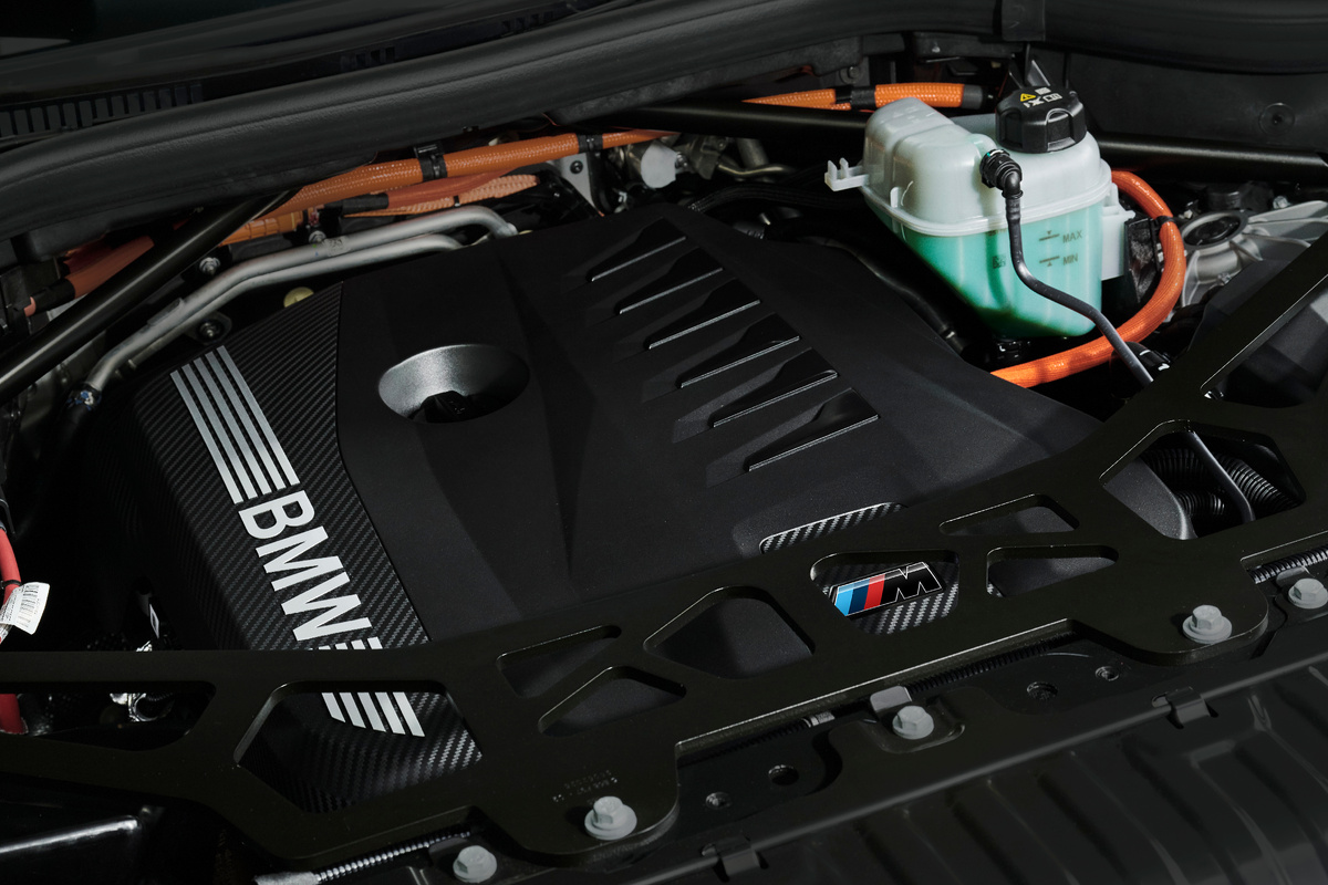 Новый BMW X5: автомобиль, который определит будущее премиальных кроссоверов BMW