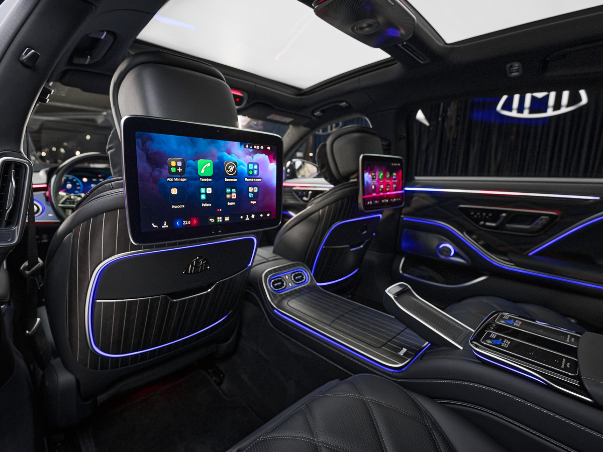 Единственный в России Mercedes-Maybach S-Class Night Series появился в Москве