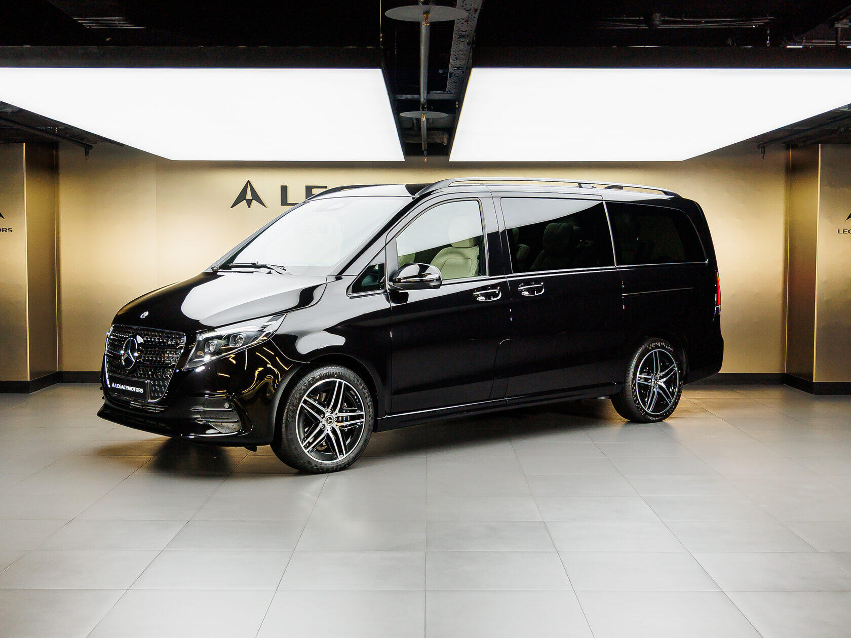 Mercedes-Benz V-Класс 300 d L 4MATIC