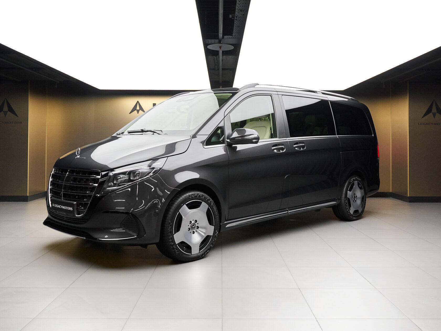 Mercedes-Benz V-Класс 300 d L 4MATIC