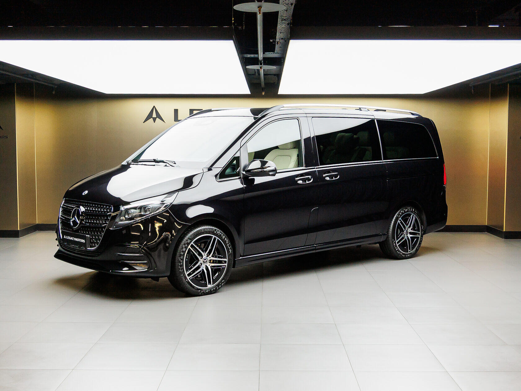 Mercedes-Benz V-Класс 300 d L 4MATIC