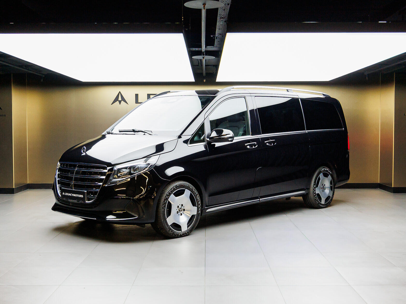 Mercedes-Benz V-Класс 300 d L 4MATIC