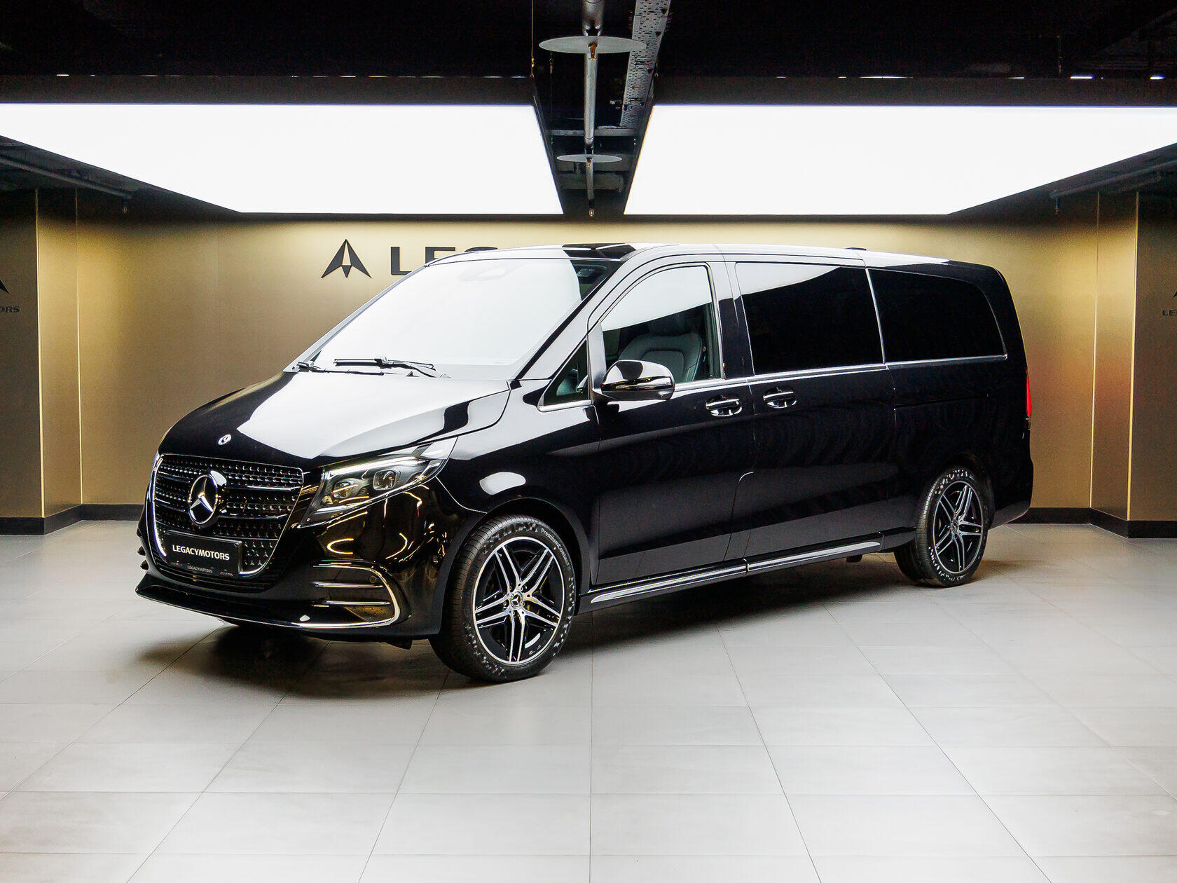 Mercedes-Benz V-Класс 300 d EL 4MATIC