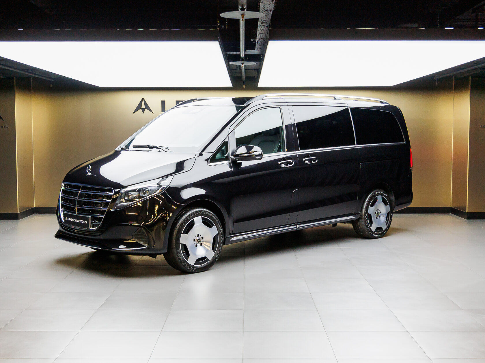 Mercedes-Benz V-Класс 300 d L 4MATIC