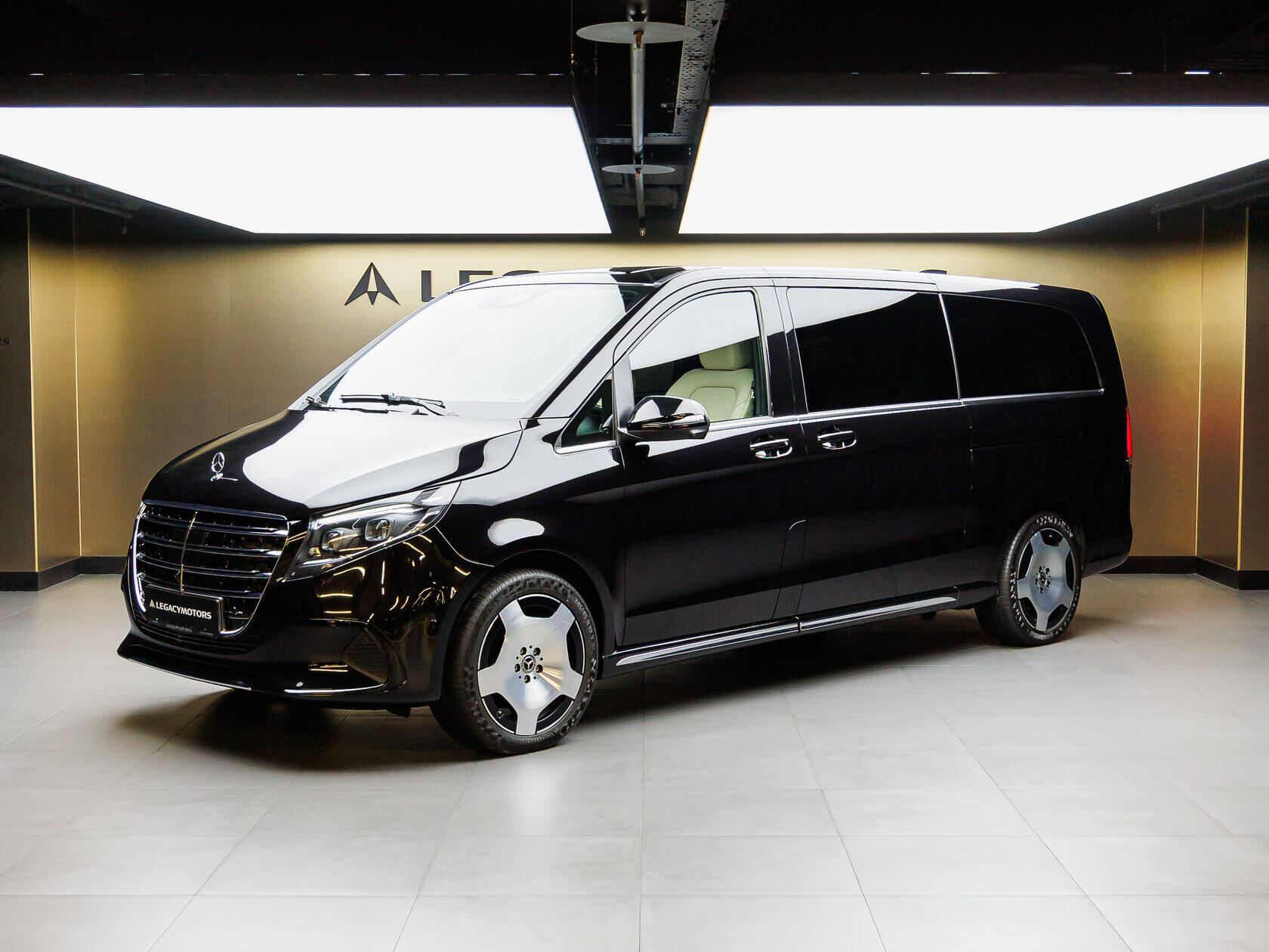 Mercedes-Benz V-Класс 300 d EL 4MATIC