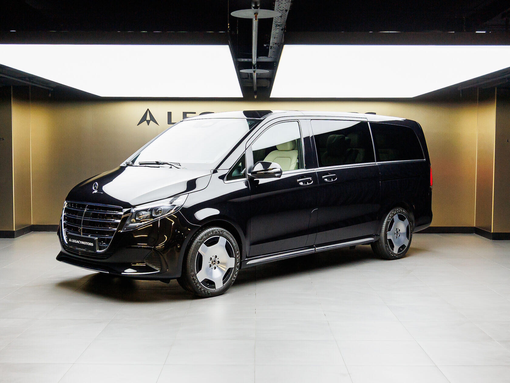 Mercedes-Benz V-Класс 300 d L 4MATIC