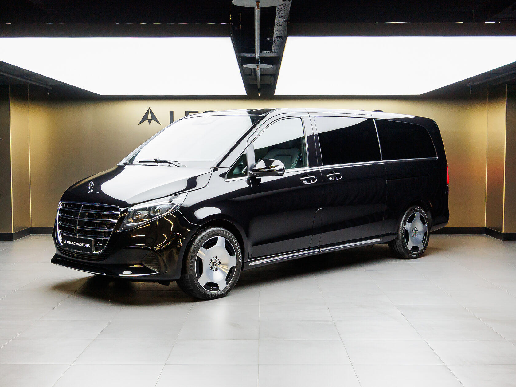 Mercedes-Benz V-Класс 300 d EL 4MATIC