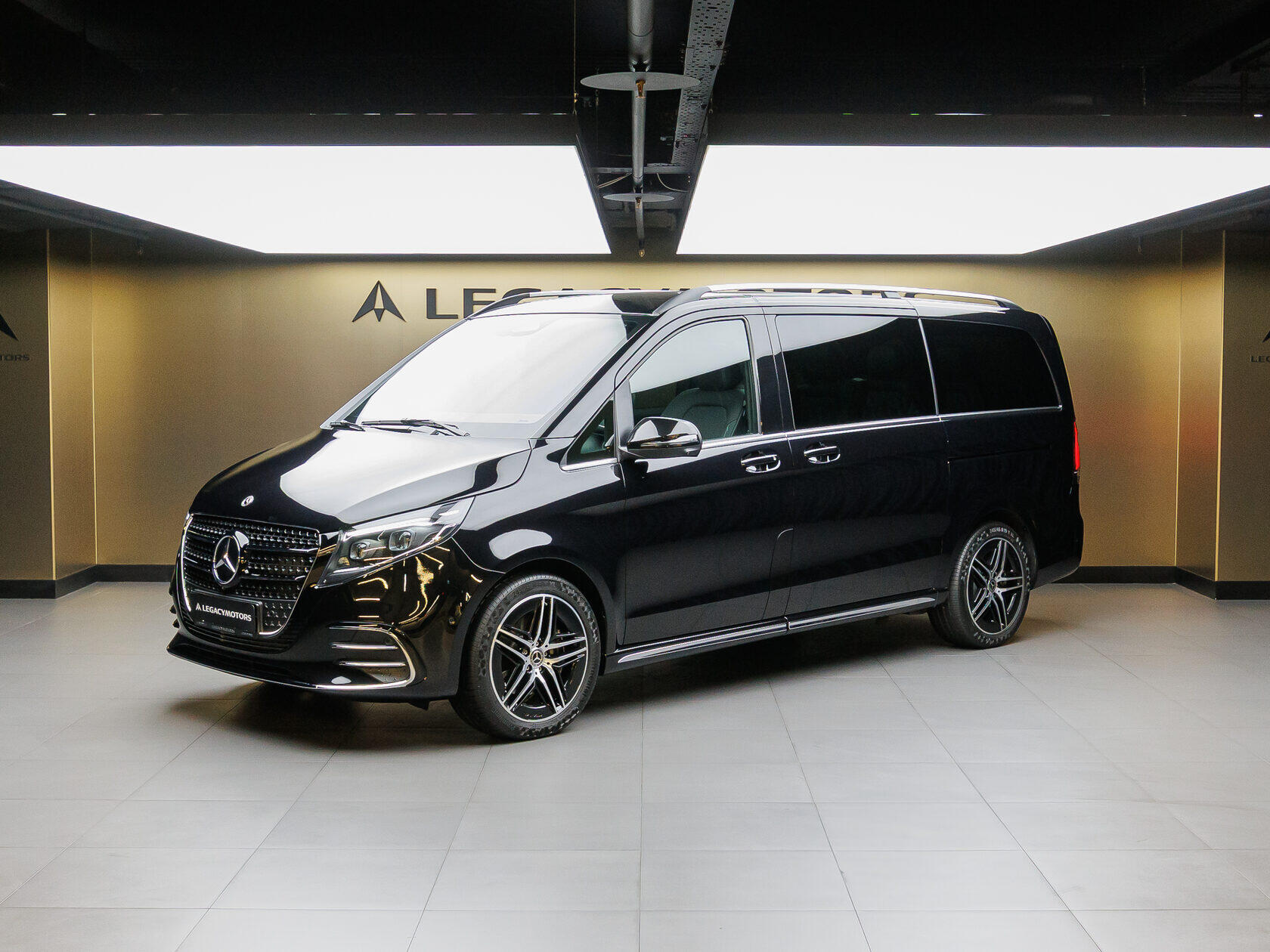 Mercedes-Benz V-Класс 300 d L 4MATIC