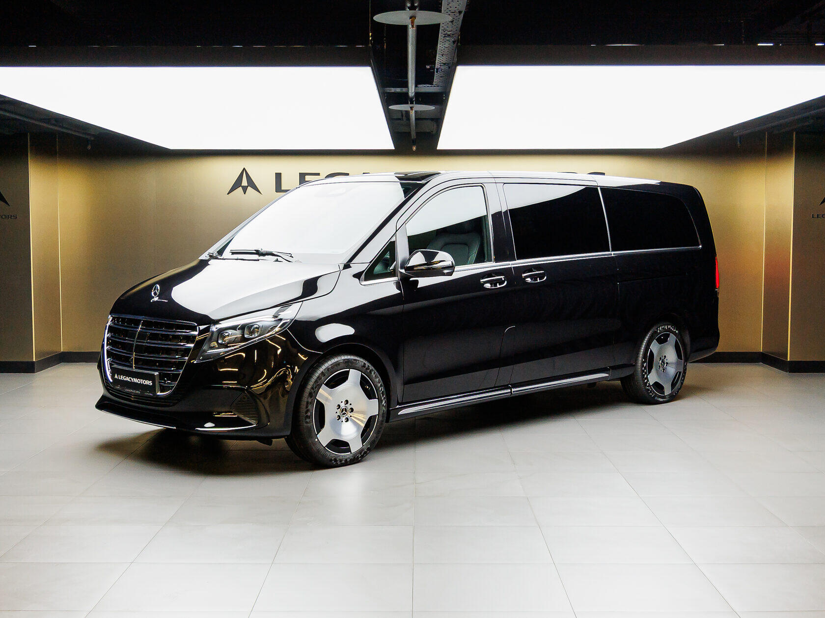 Mercedes-Benz V-Класс 300 d EL 4MATIC