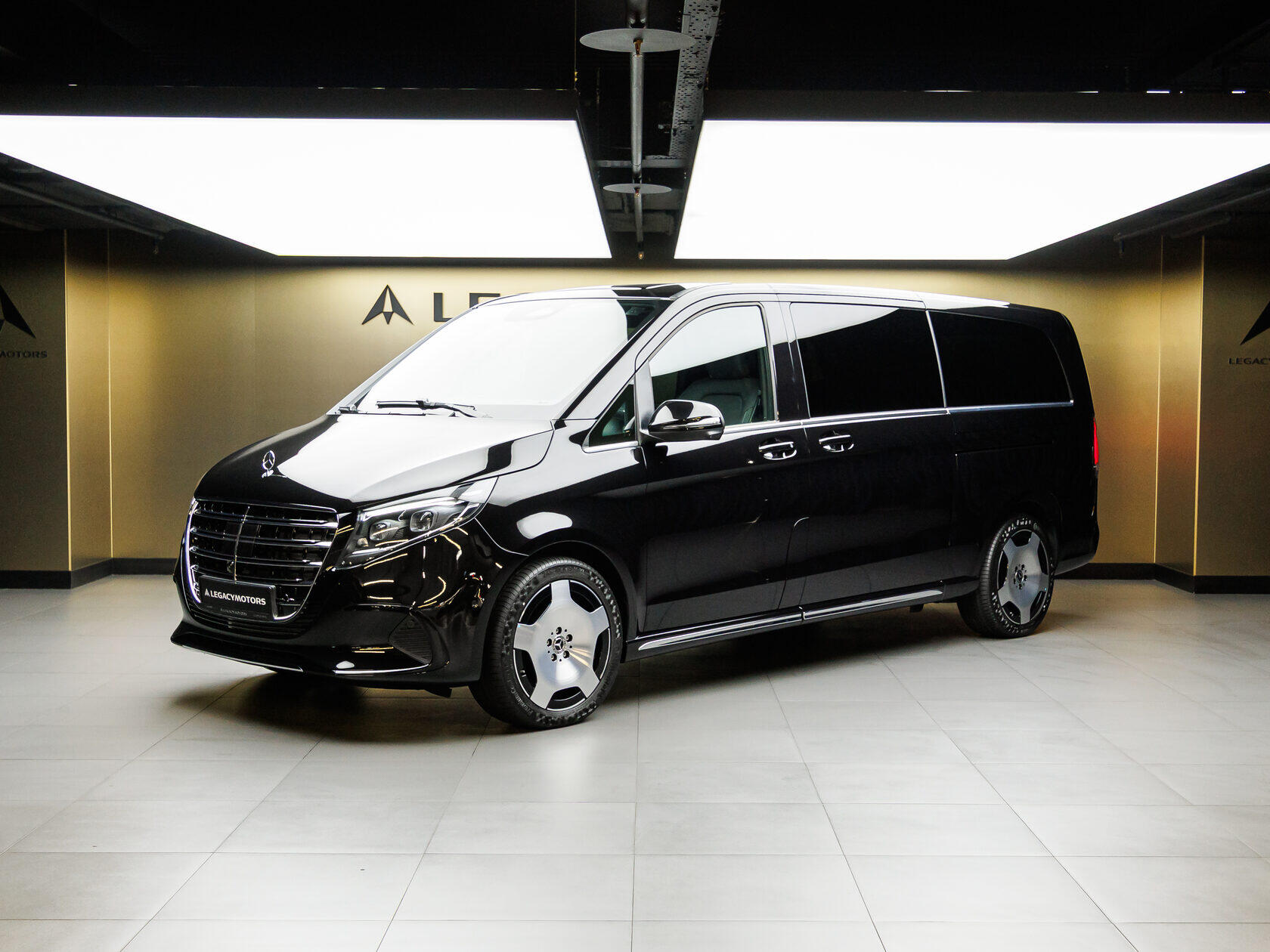Mercedes-Benz V-Класс 300 d EL