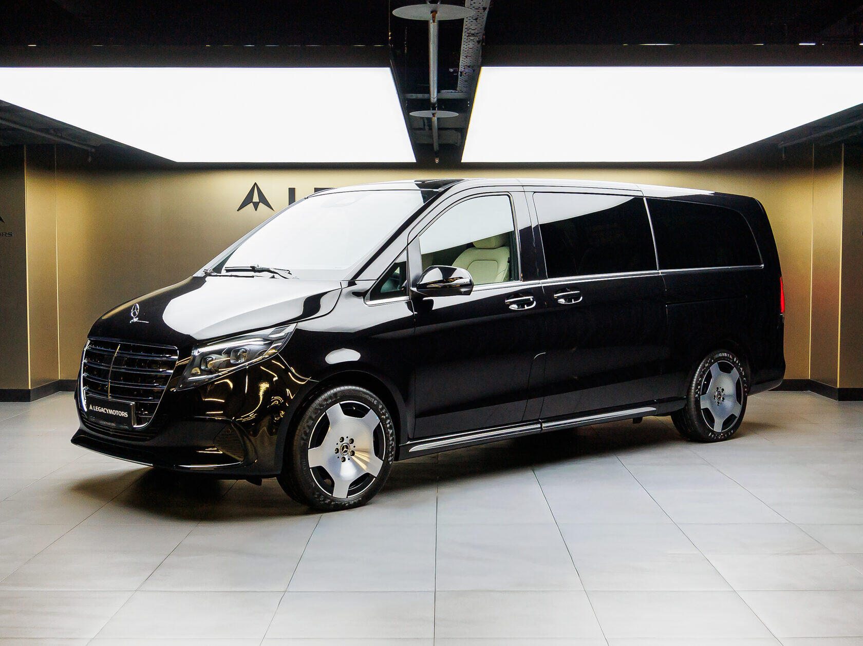 Mercedes-Benz V-Класс 300 d EL 4MATIC
