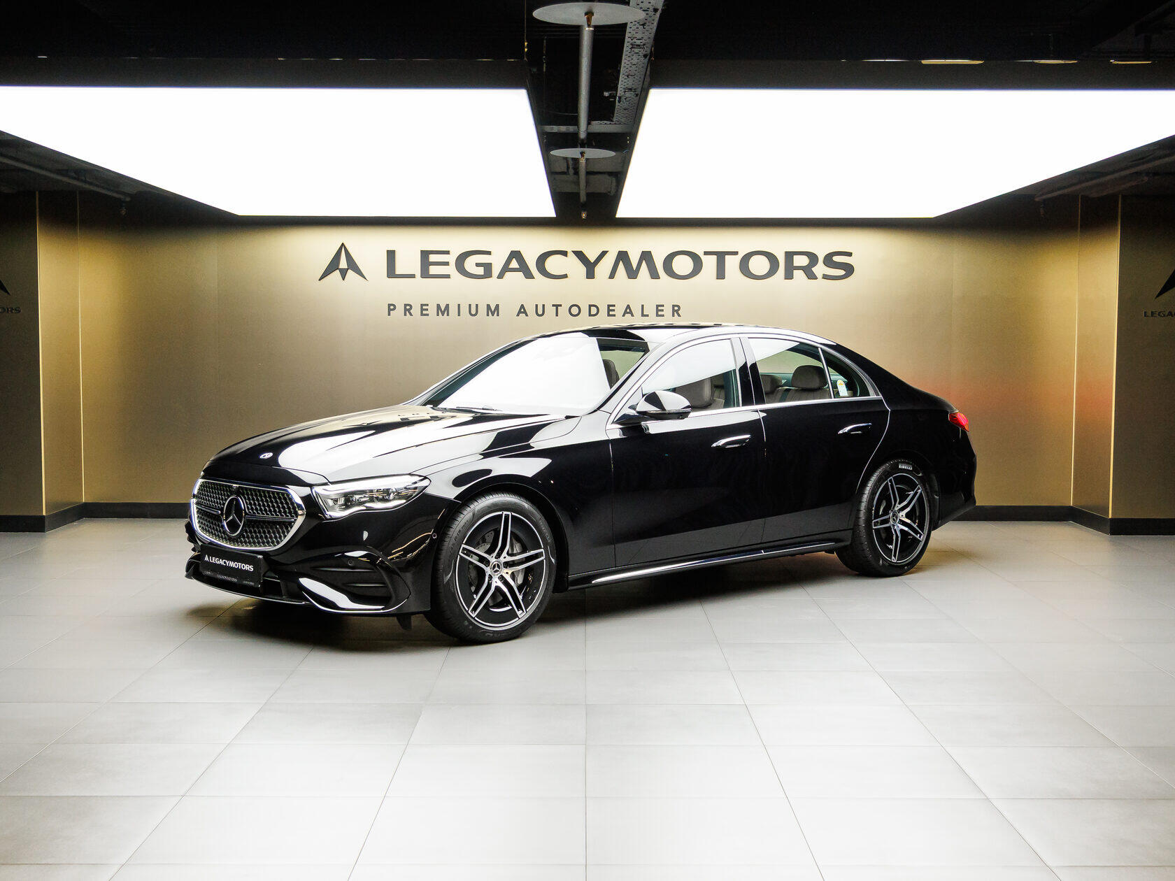 Mercedes-Benz E 300 4MATIC