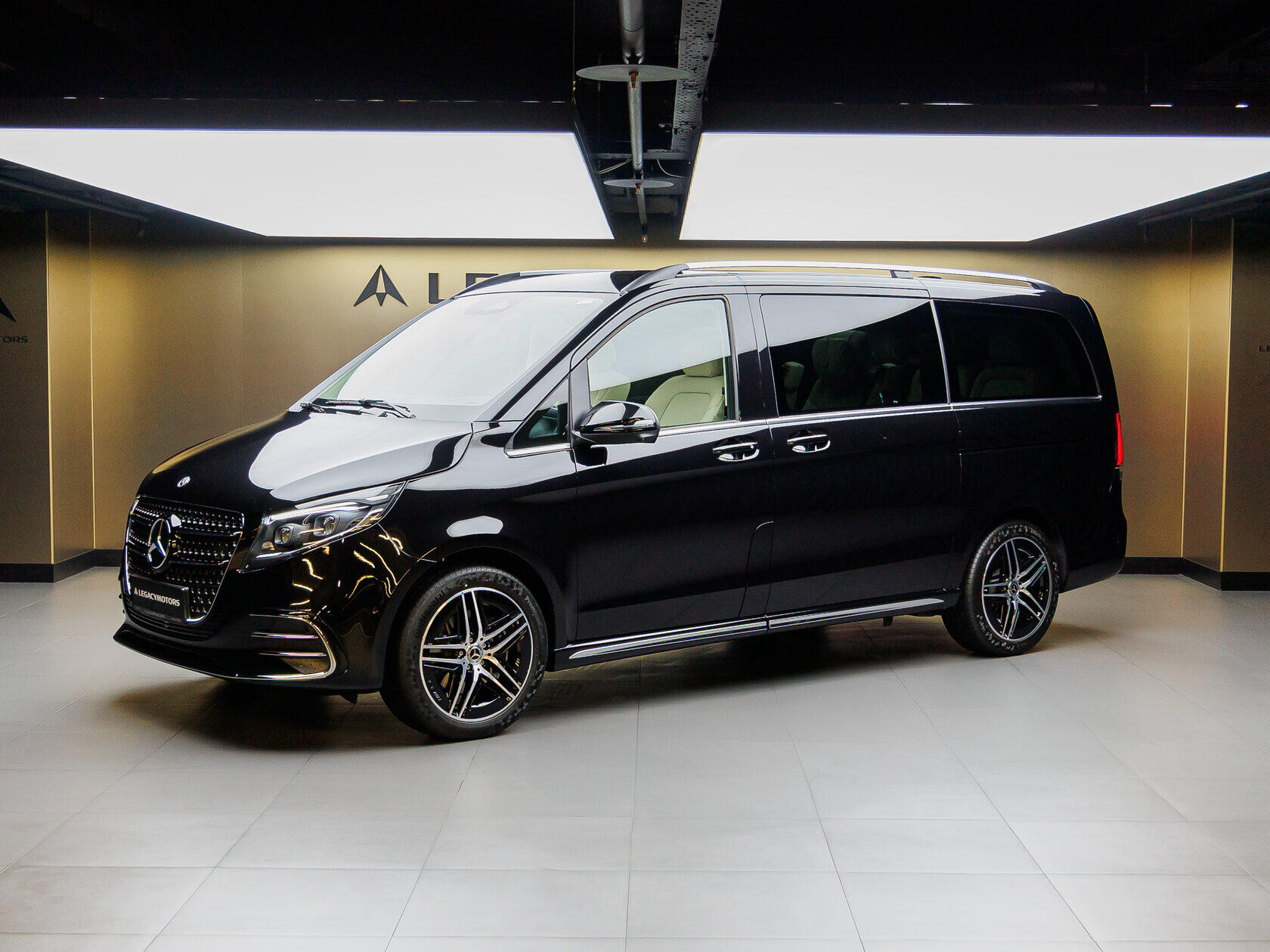 Mercedes-Benz V-Класс 300 d L 4MATIC