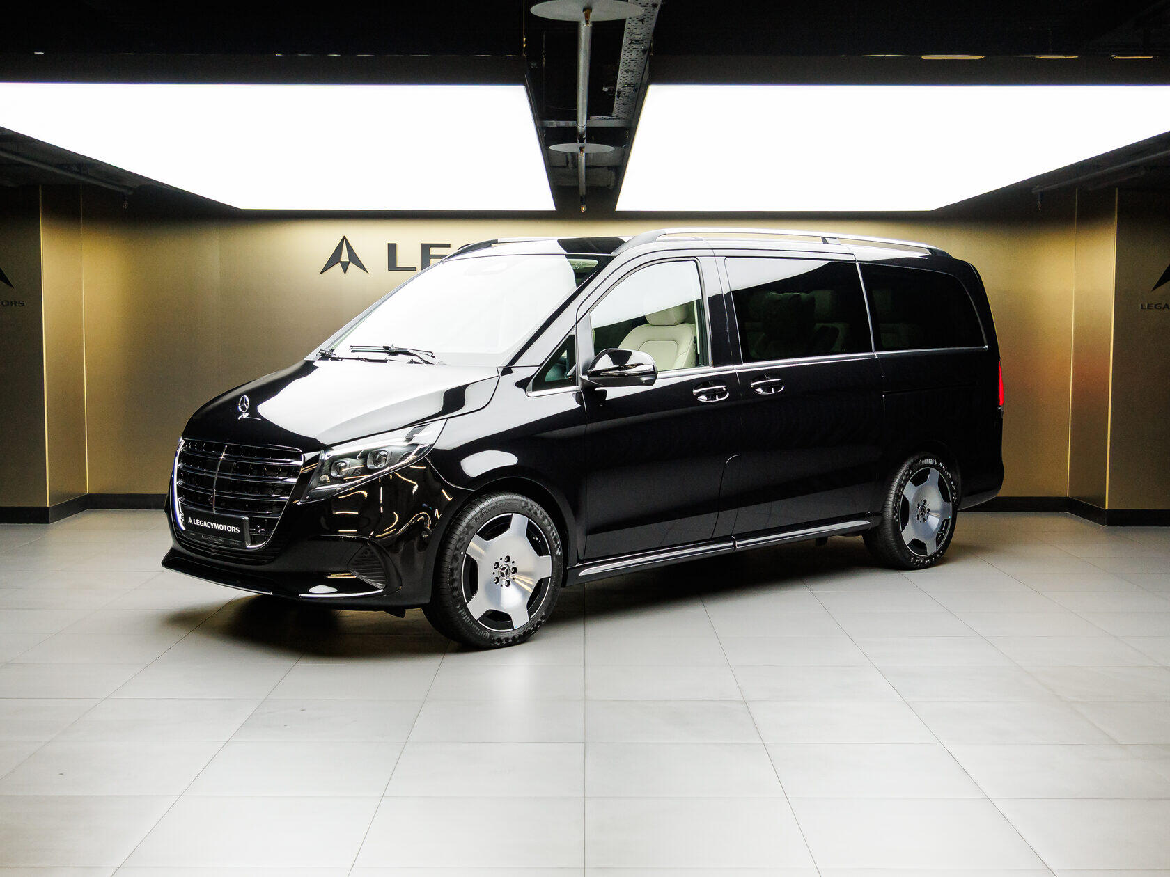 Mercedes-Benz V-Класс 300 d L 4MATIC