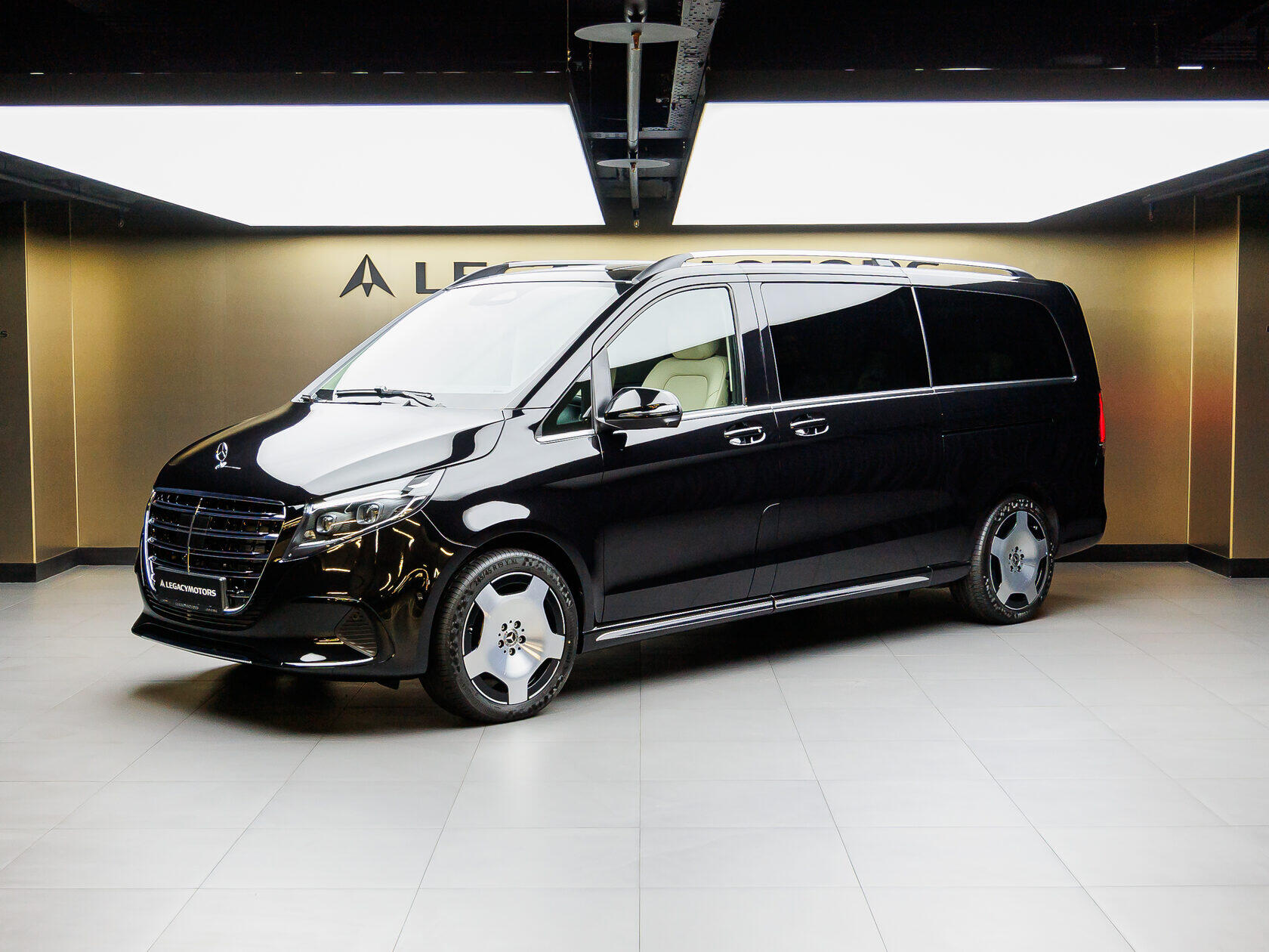 Mercedes-Benz V-Класс 300 d EL 4MATIC