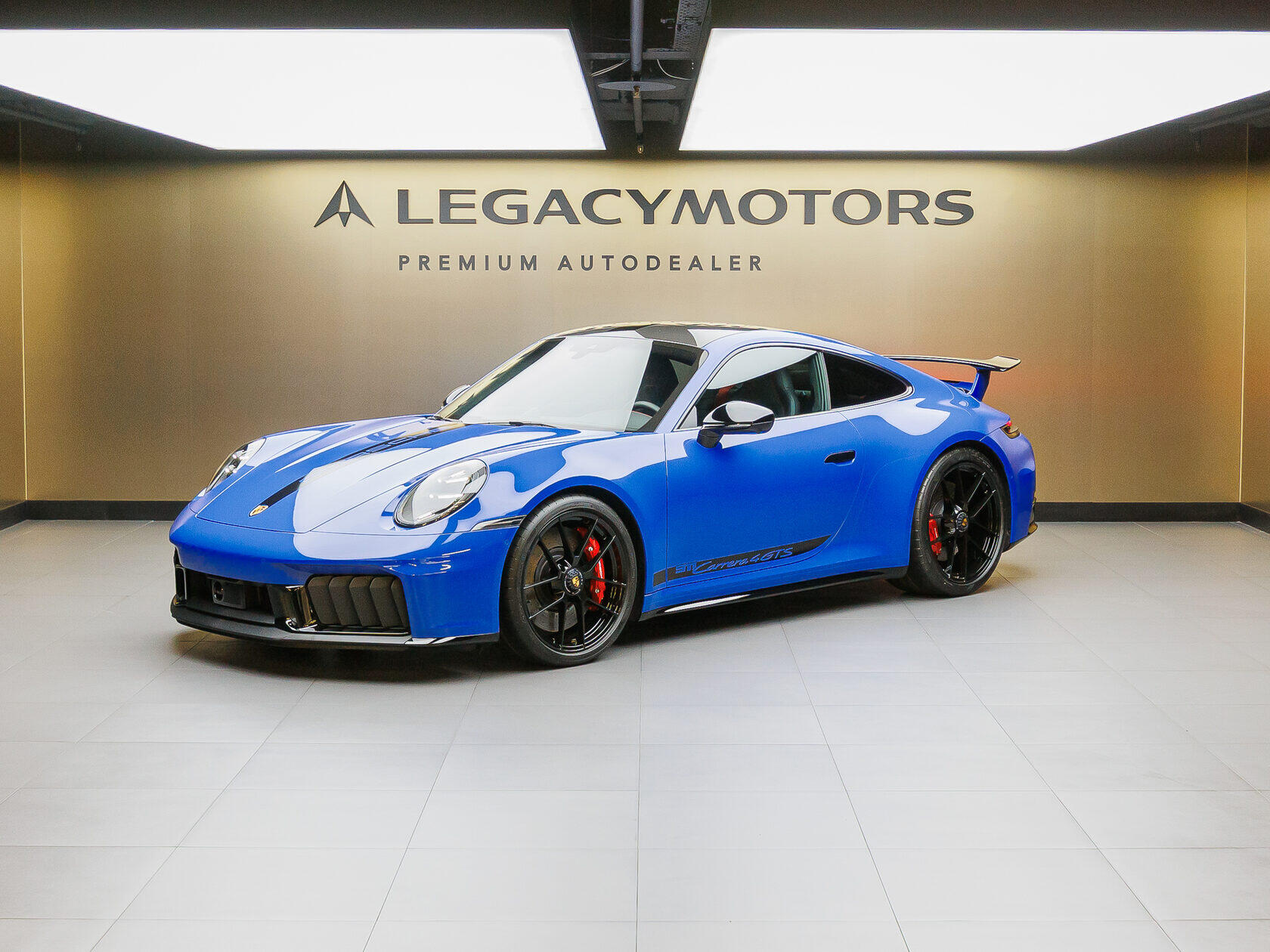 Porsche 911 Carrera 4 GTS
