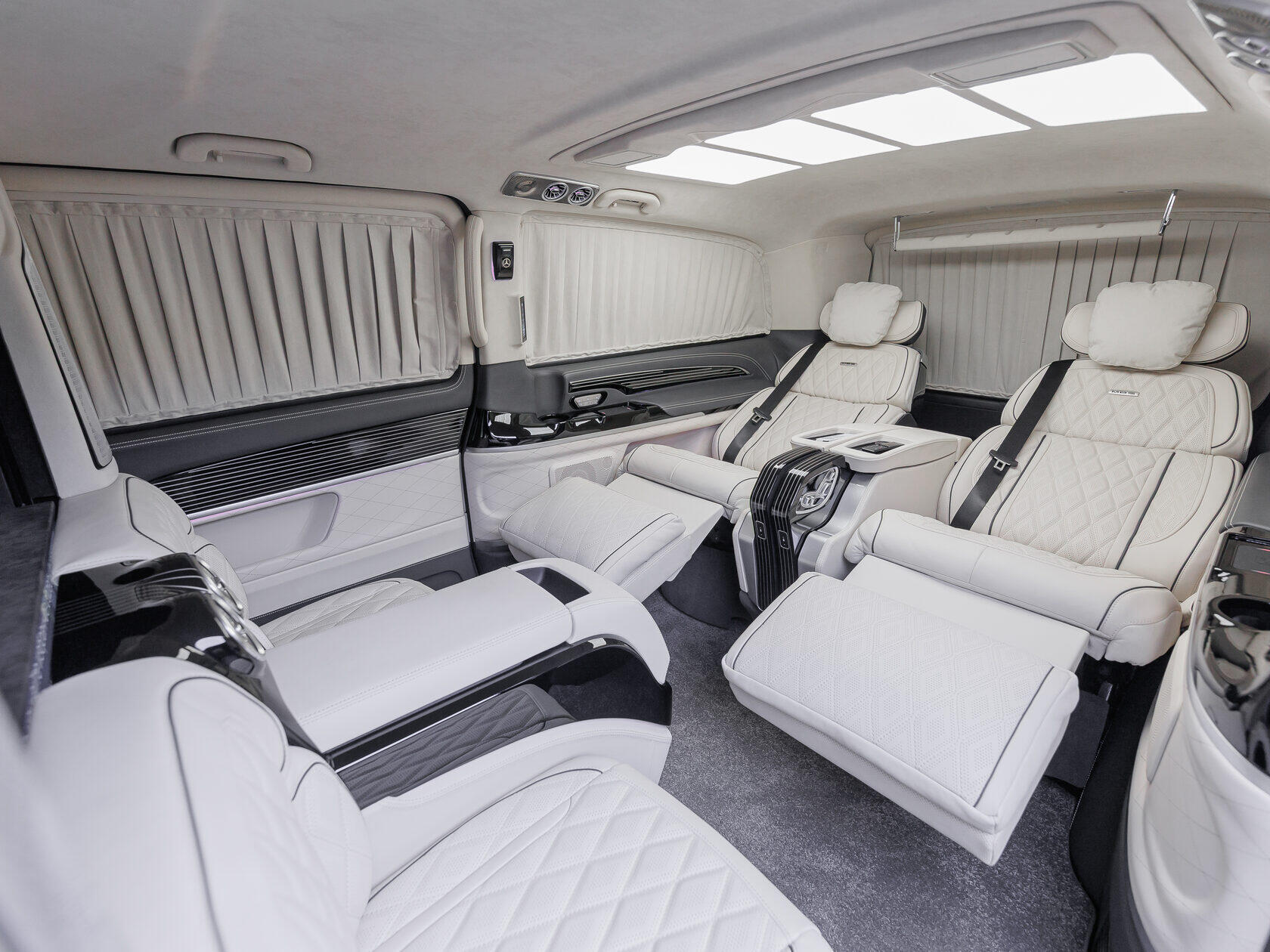 Mercedes-Benz V-Класс 300 d EL 4MATIC