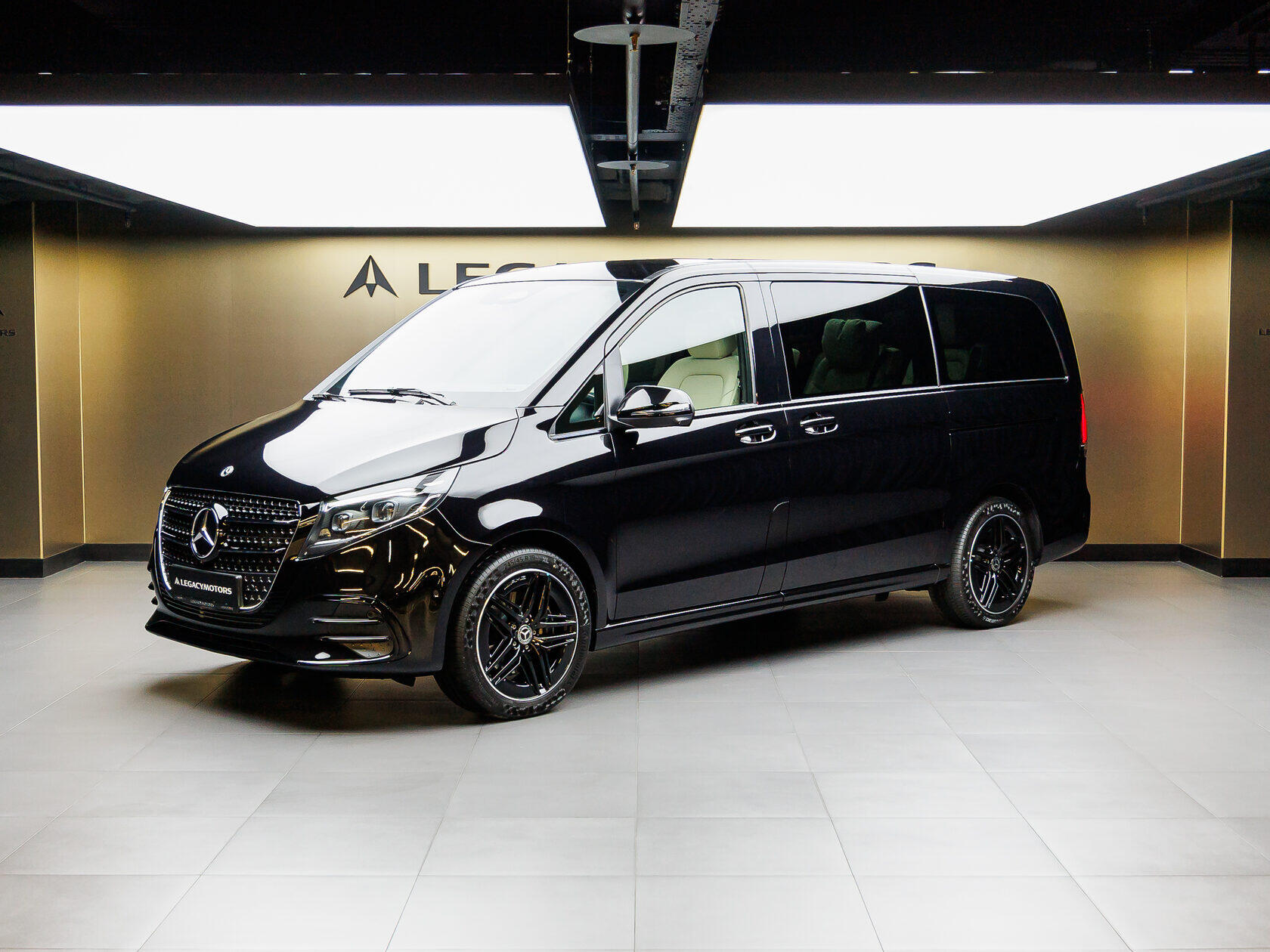 Mercedes-Benz V-Класс 300 d L 4MATIC