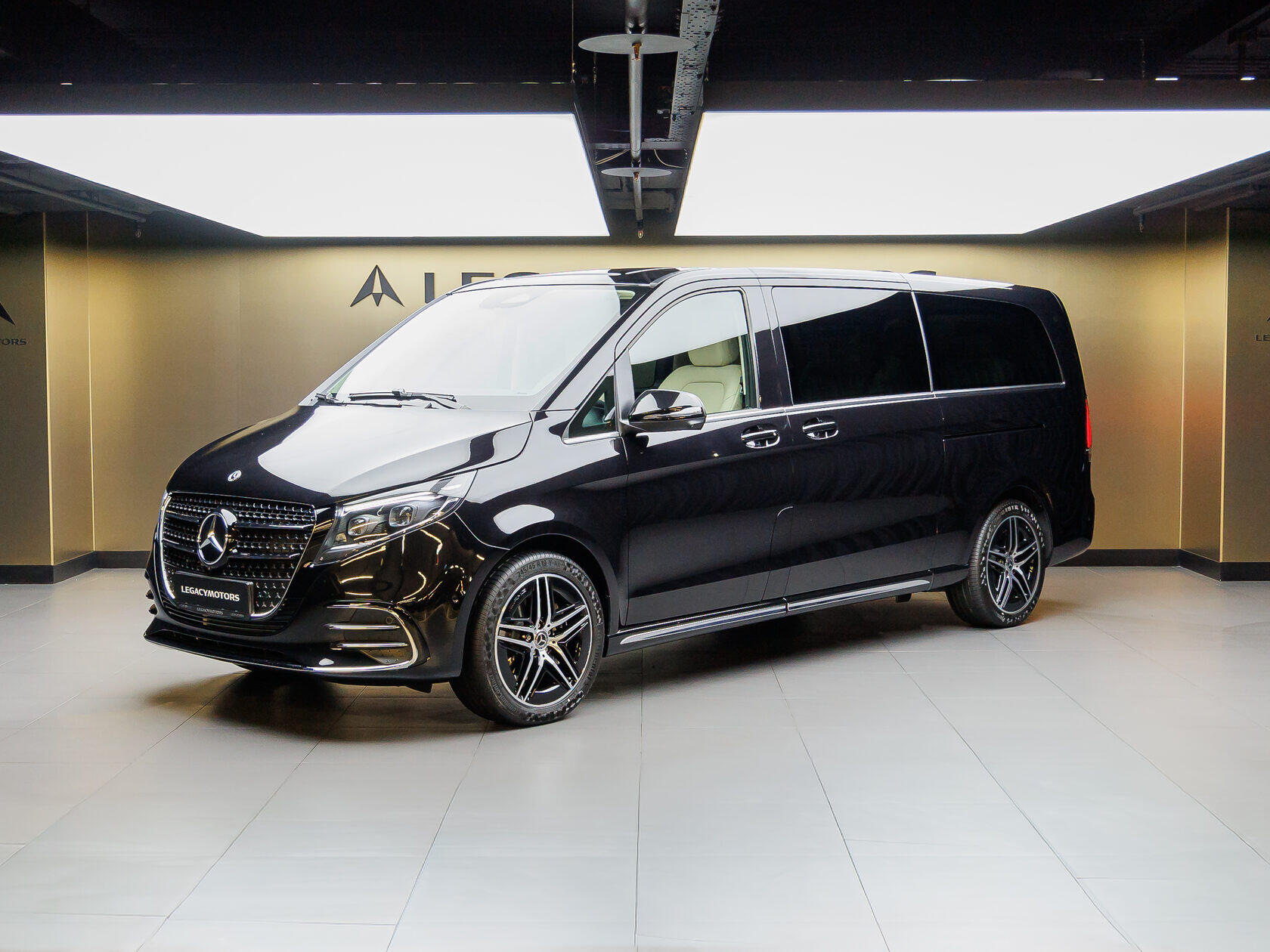 Mercedes-Benz V-Класс 300 d EL 4MATIC