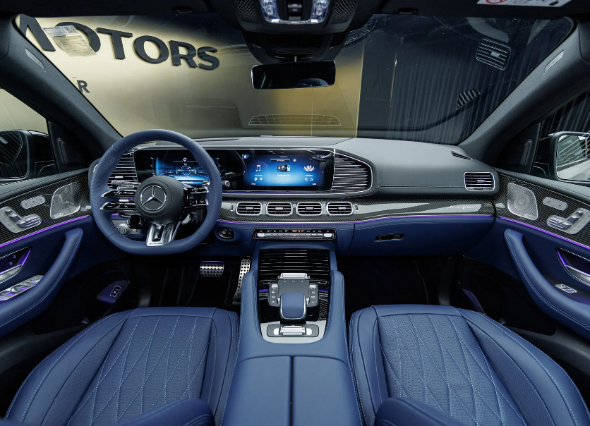 BMW X6 против Mercedes-Benz GLE Coupe: управляемость или комфорт.